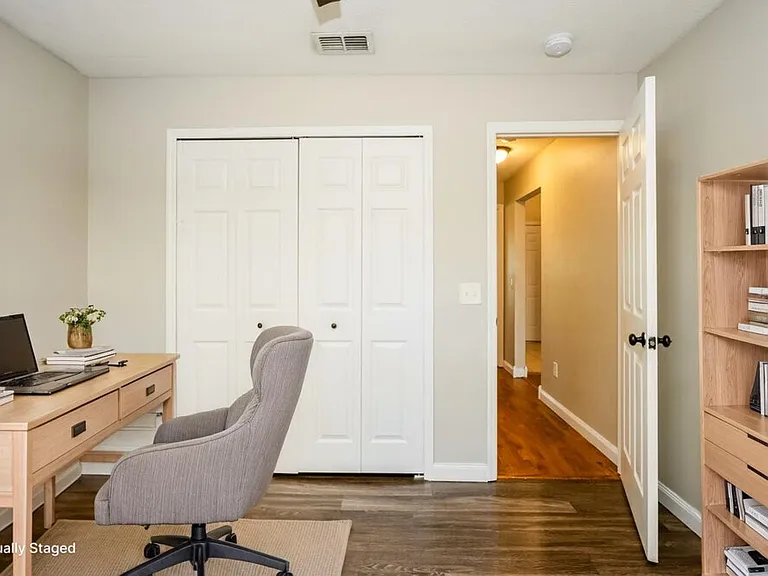 4166 Shadow Creek Cir — Photo 13