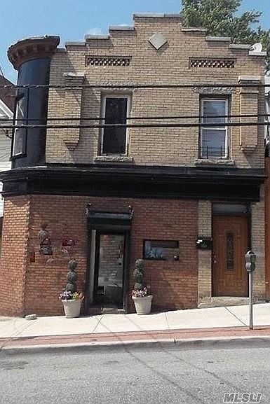 1st image of 29 Lockwood Ave