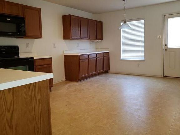 4th image of 9129 Quarter Horse Ln