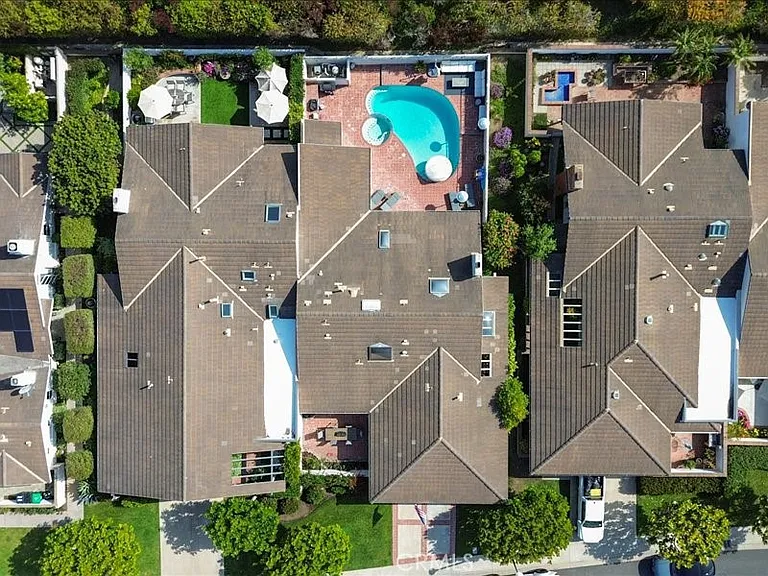 8 Sandbar Dr — Photo 34