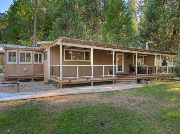 5400 Edelweiss Way, Pollock Pines, CA 95726