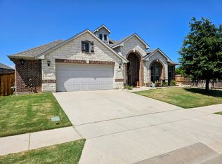 210 Spruce Valley Dr, Justin, TX 76247