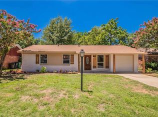 1612 Muse St, Fort Worth, TX 76112