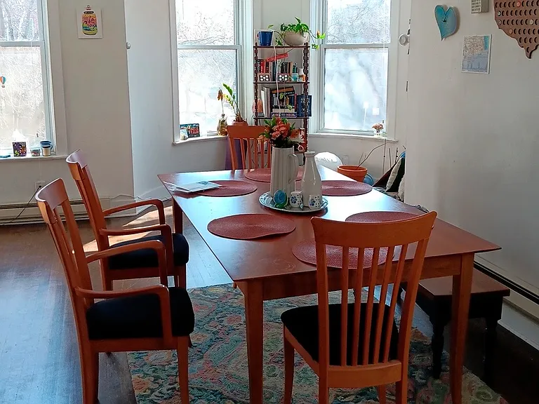 2905 N Mildred Ave — Photo 3