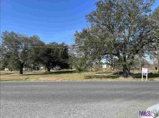 43568 R Daigle Rd, Saint Amant, LA 70737