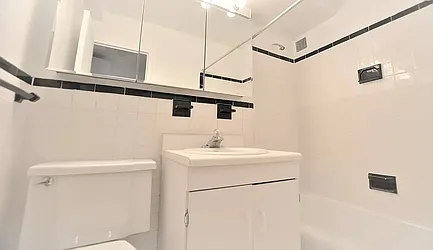 Rented by Manhattan Realty Group