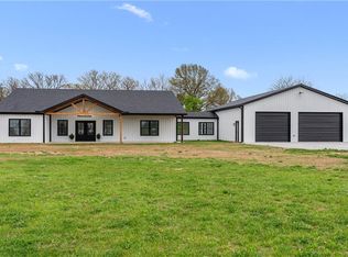 841 NW 1001st Rd, Odessa, MO 64076