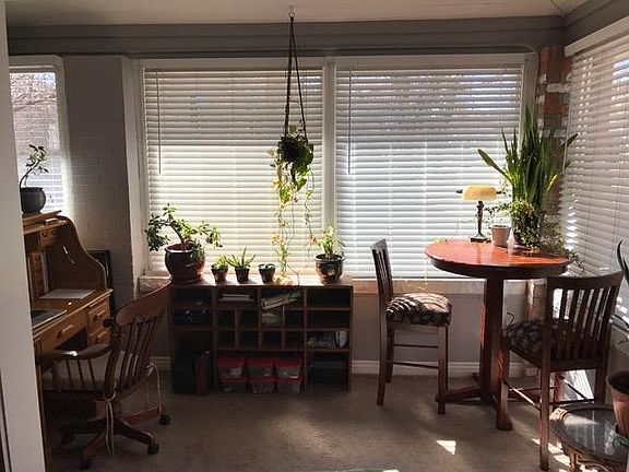 Sunroom for relaxing or office