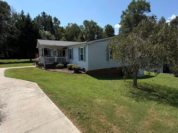 218 Goodjoin Rd, Landrum, SC 29356