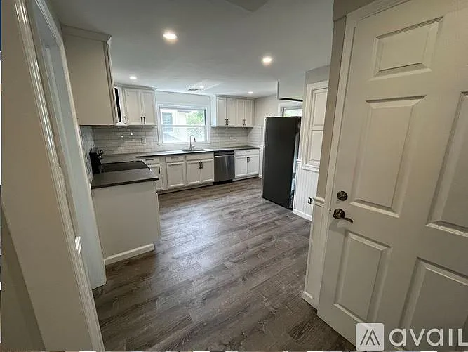 51 Hobby St #1 — Photo 4