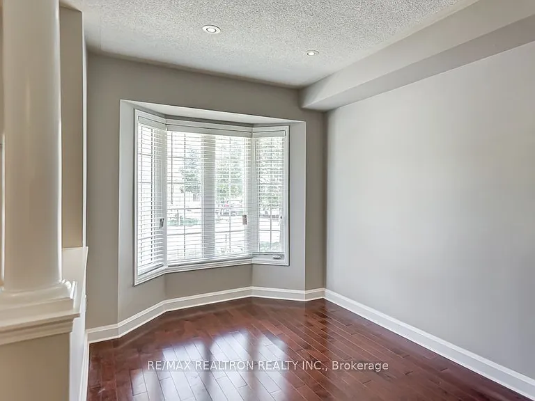 20 Raintree Dr — Photo 5