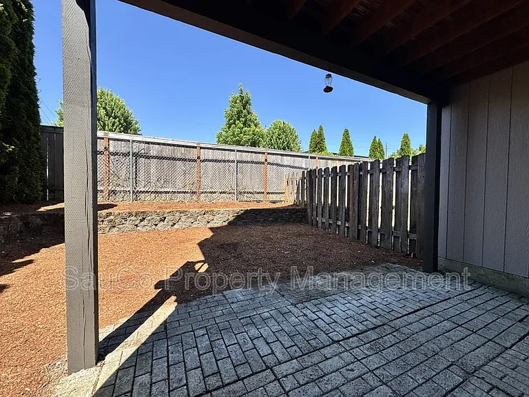 7839 NE Kian Ln — Photo 21