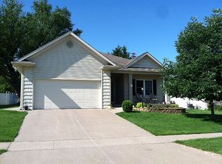 3308 Mackinac Ct, Muscatine, IA 52761