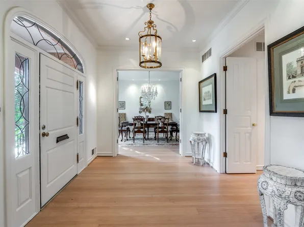 5865 Farquhar Ln, Dallas, TX 75209