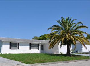 9111 Saint Regis Ln, Port Richey, FL 34668