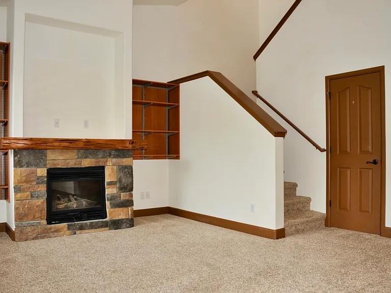 940 W Willow Lake Loop — Photo 5