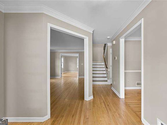 4th image of 130 Bruton St