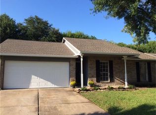 41 Ranch House Loop, Angleton, TX 77515