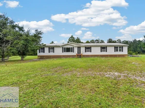 97 Smiley Rd NE, Ludowici, GA 31316