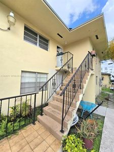 1939 SW 5th St APT 4, Miami, FL, 33135