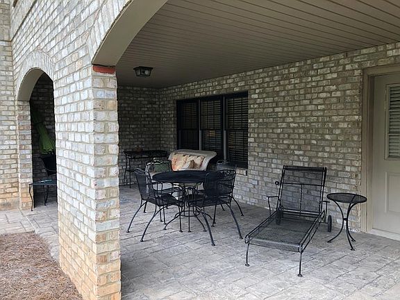5th image of 219 Salisbury Cir