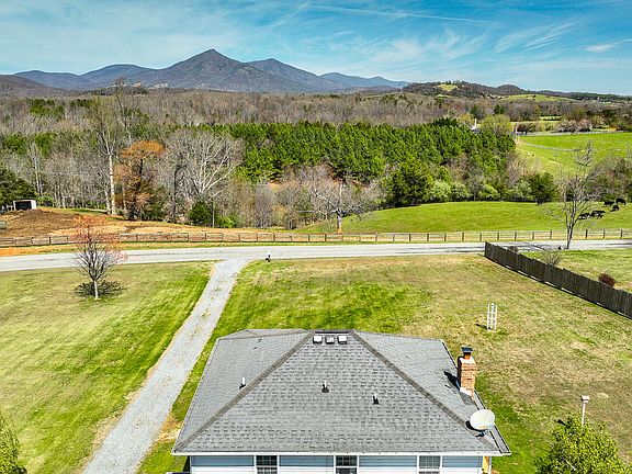 4th image of 2352 Union Church Rd