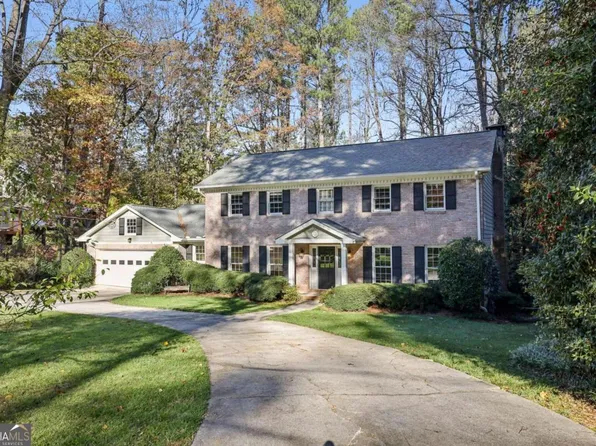6340 River Overlook Dr, Atlanta, GA 30328