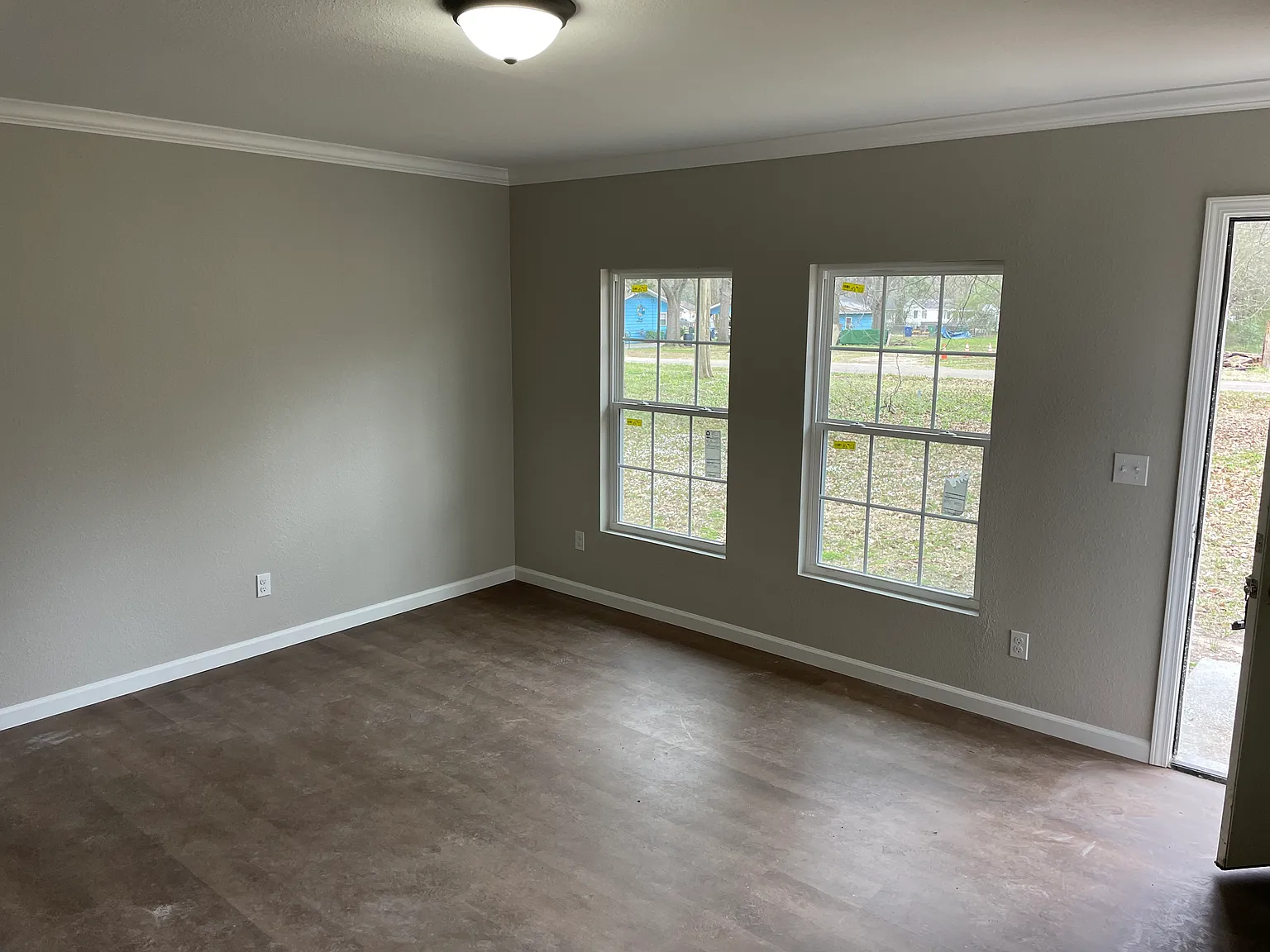 3 bed, 1.5 bath, 1246 sqft, $1,200 — Photo 4