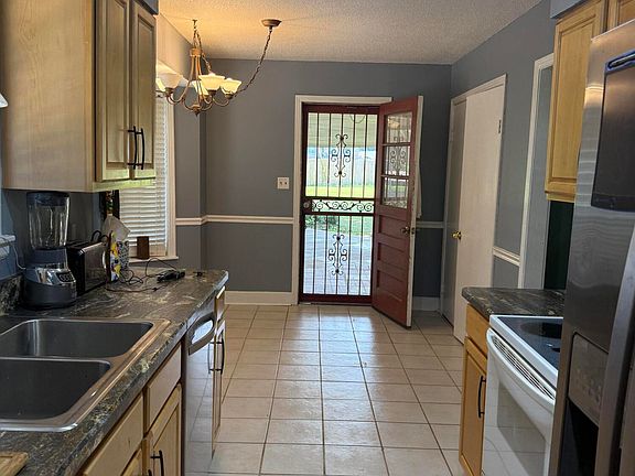 4th image of 8528 E Cedar Cir S
