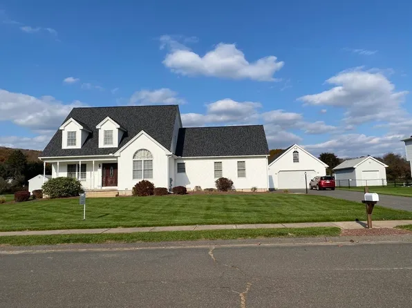 164 Tobacco Farm Rd, Feeding Hills, MA 01030