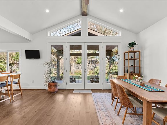 4th image of 5630 Sylmar Rd