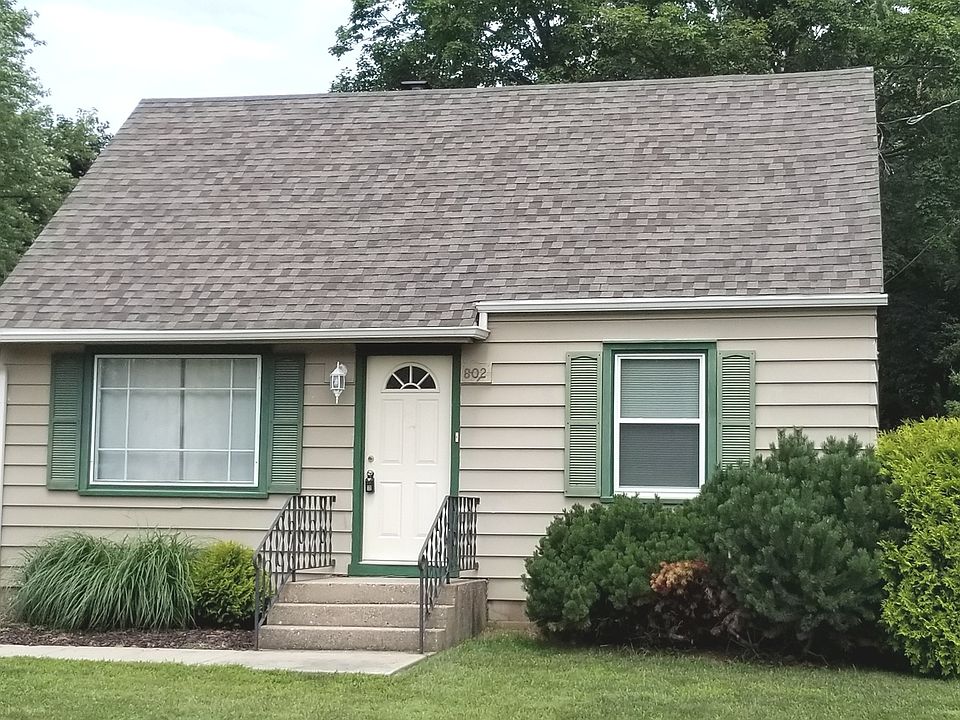 1st image of 802 Evans Ave