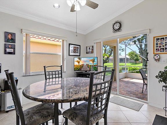 5th image of 7792 Campania Drive