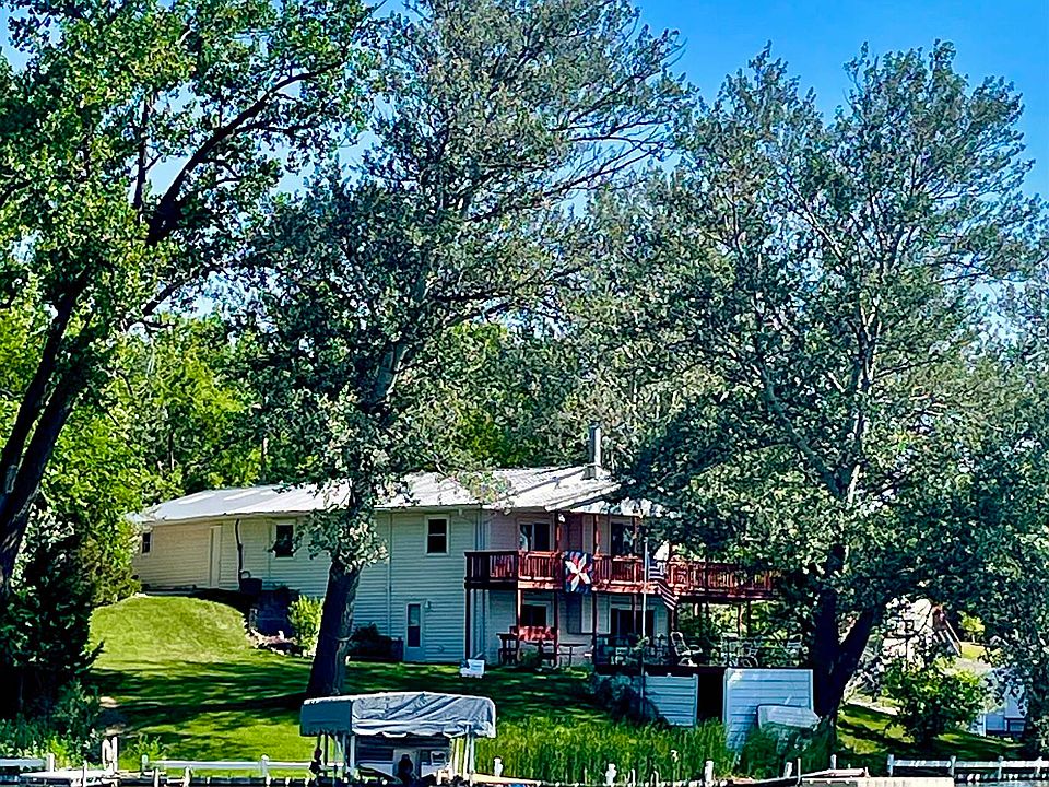 1st image of 115 Anchor Bay Dr