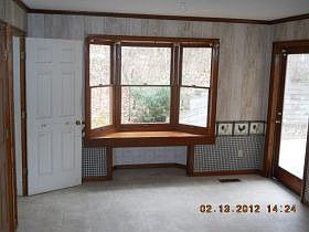 5th image of 299 Hidden Oaks Trl NE