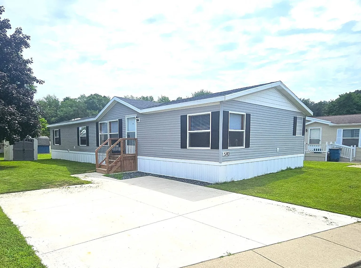 5743 S Mayberry St #150 photo 1