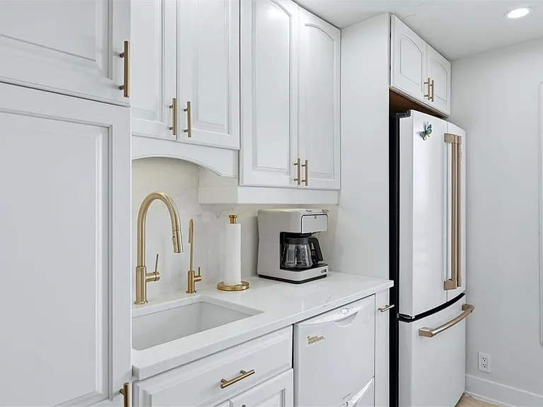 4401 Gulf Of Mexico Dr #907 — Photo 20