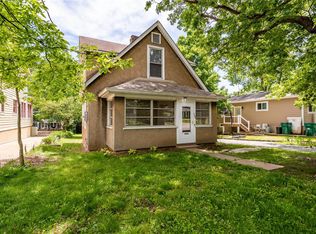 360 Sidney Pl, Saint Louis, MO 63119