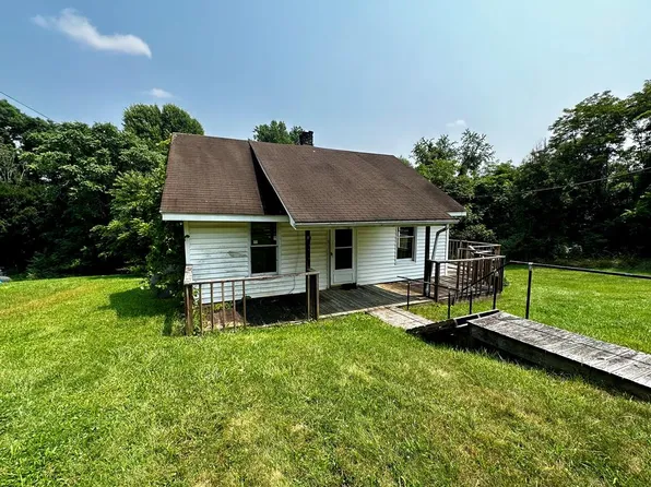 520 Virginia Ave, Marion, VA 24354