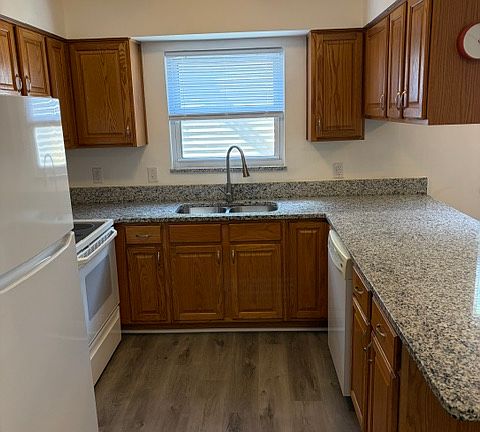 4th image of 5814 N Keystone Ave #1
