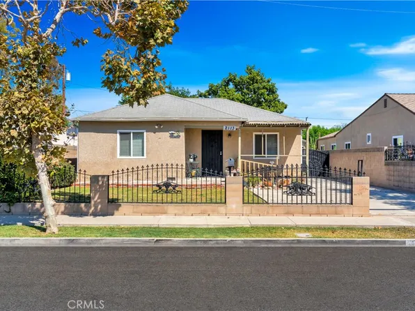 2113 Maple St, Santa Ana, CA 92707