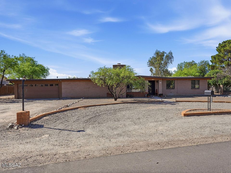 1st image of 1063 W Placita Camillia