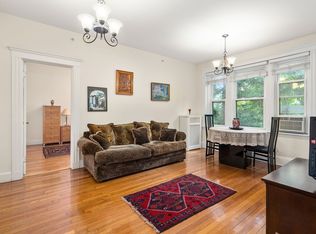 50 Jamaicaway APT 2, Boston, MA 02130