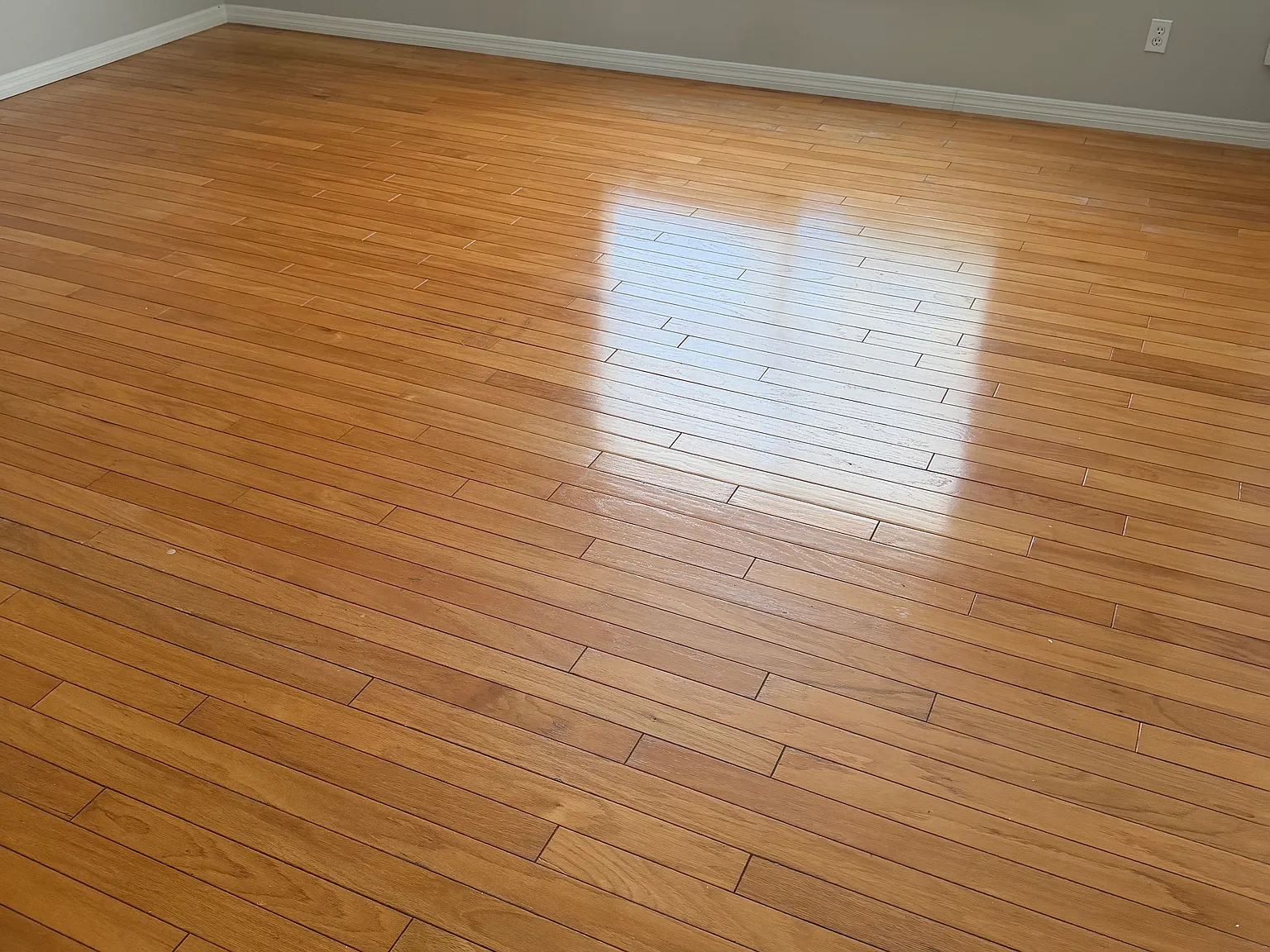 3 bed, 2200 sqft, $3,300 — Photo 4