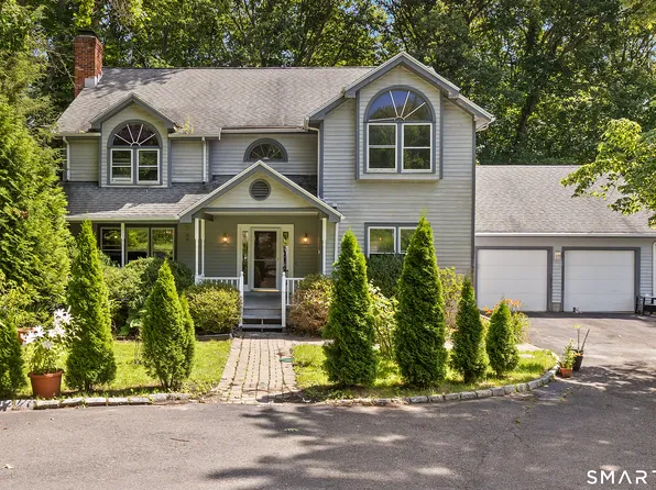 110 Moose Hill Road, Trumbull, CT 06611
