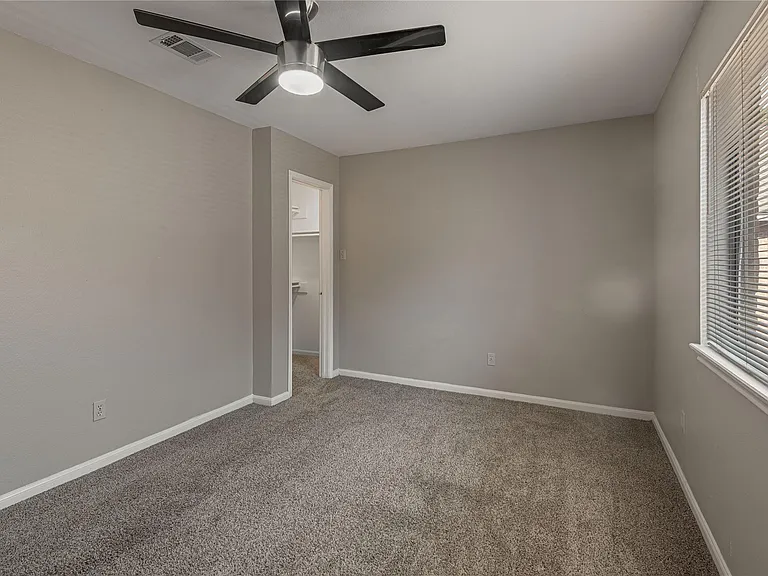 2404 Sycamore Ave #C4 — Photo 15