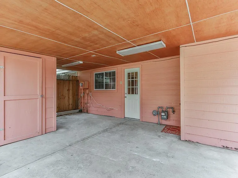5145 Beaverhollow Dr — Photo 3