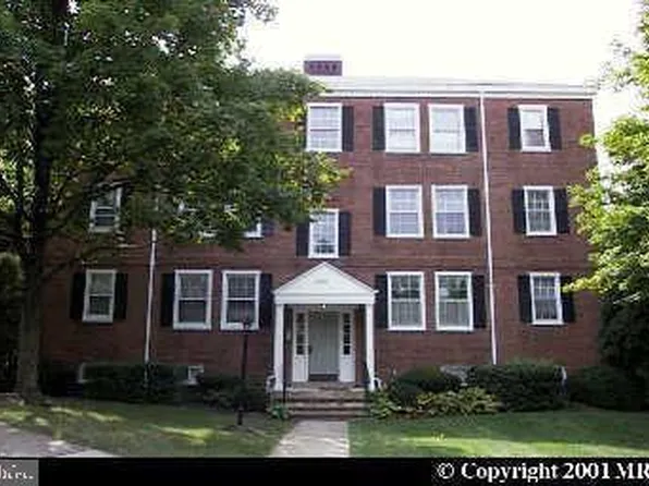 4838 28th St S APT B2, Arlington, VA 22206