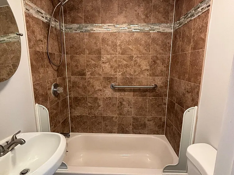 101 Miramar Ave #B — Photo 9