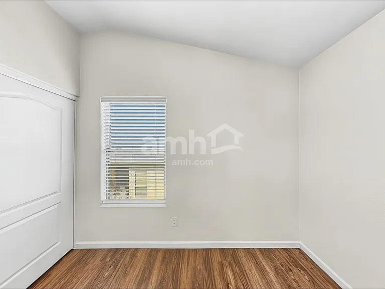 16853 W Fillmore St — Photo 15